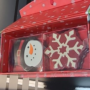 St Nicholas Square 4 sets of Coasters in storage box